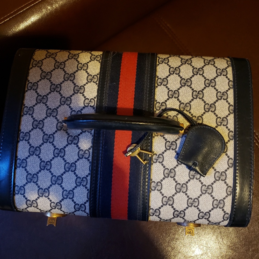 **SOLD**❤Gucci Trunk Case circa 1970 to 1980 - Picture 2 of 6